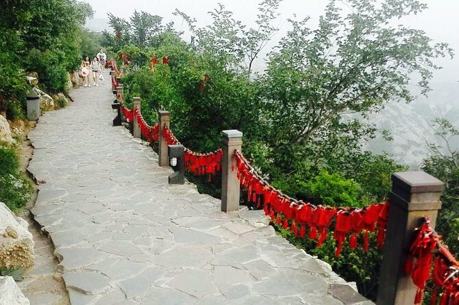 Lock Your Love on Simatai Great Wall with Gubei Water Town Visit and Cable Car Ride - Why Simatai Great Wall plus Gubei Water Town works so well